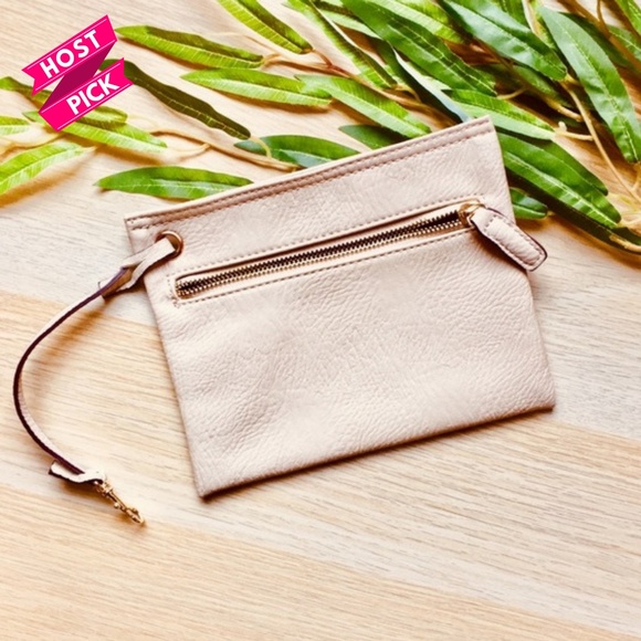 Urban Outfitters Handbags - URBN Urban Outfitters Ivory Leather Purse Wallet